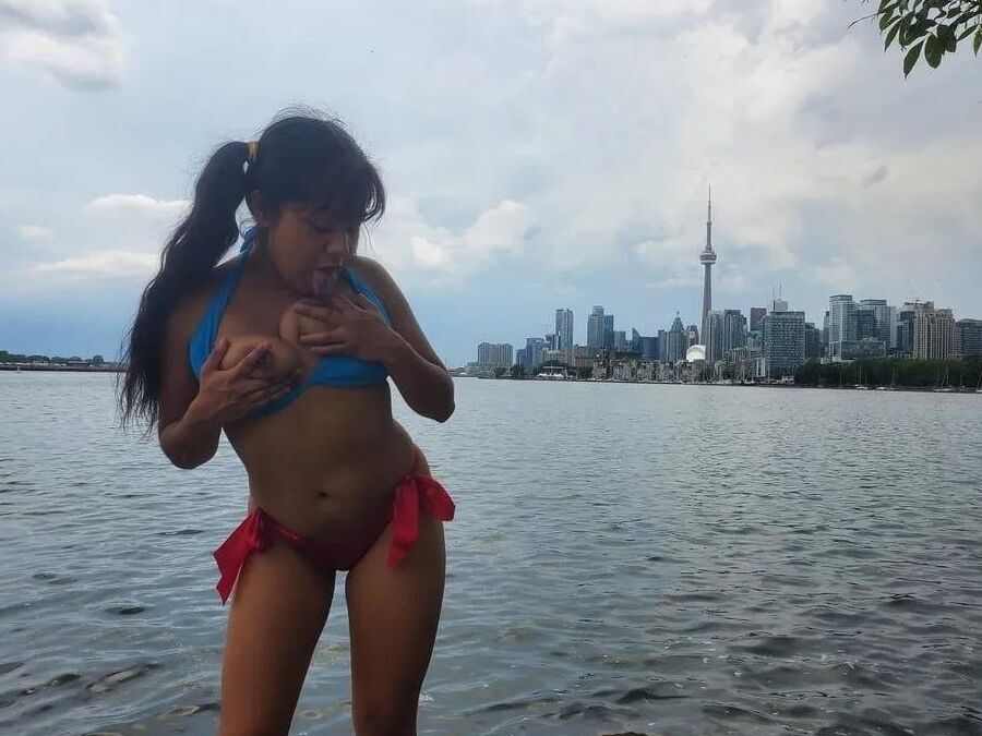 Toronto Exhibitionist