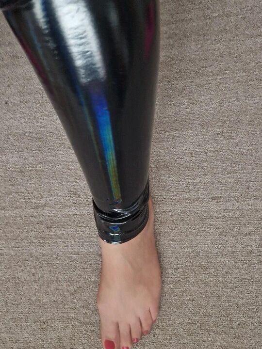 Damen aus Leder und Latex