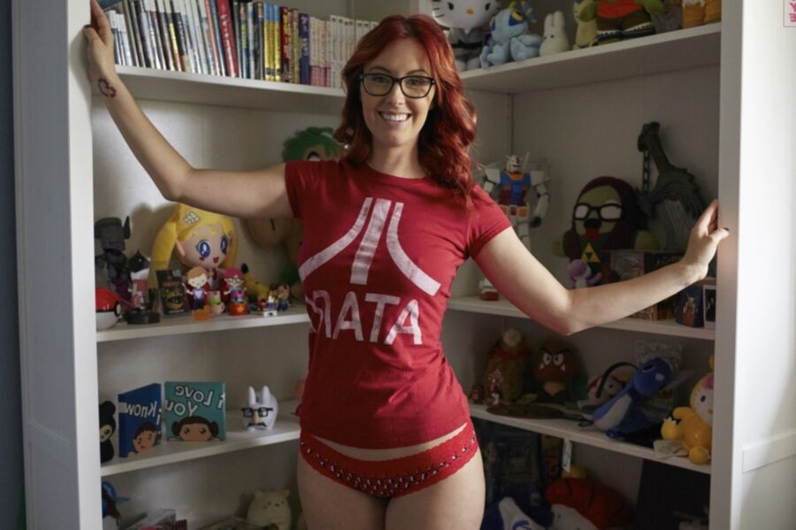 Meg Turney / American Internet Personality