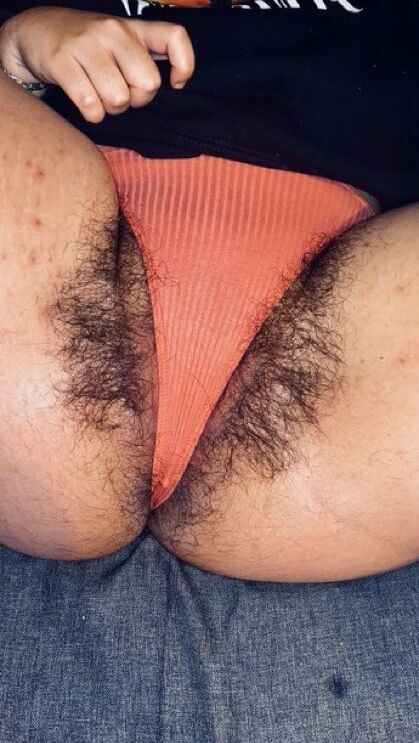 Hairy Latina Pussy