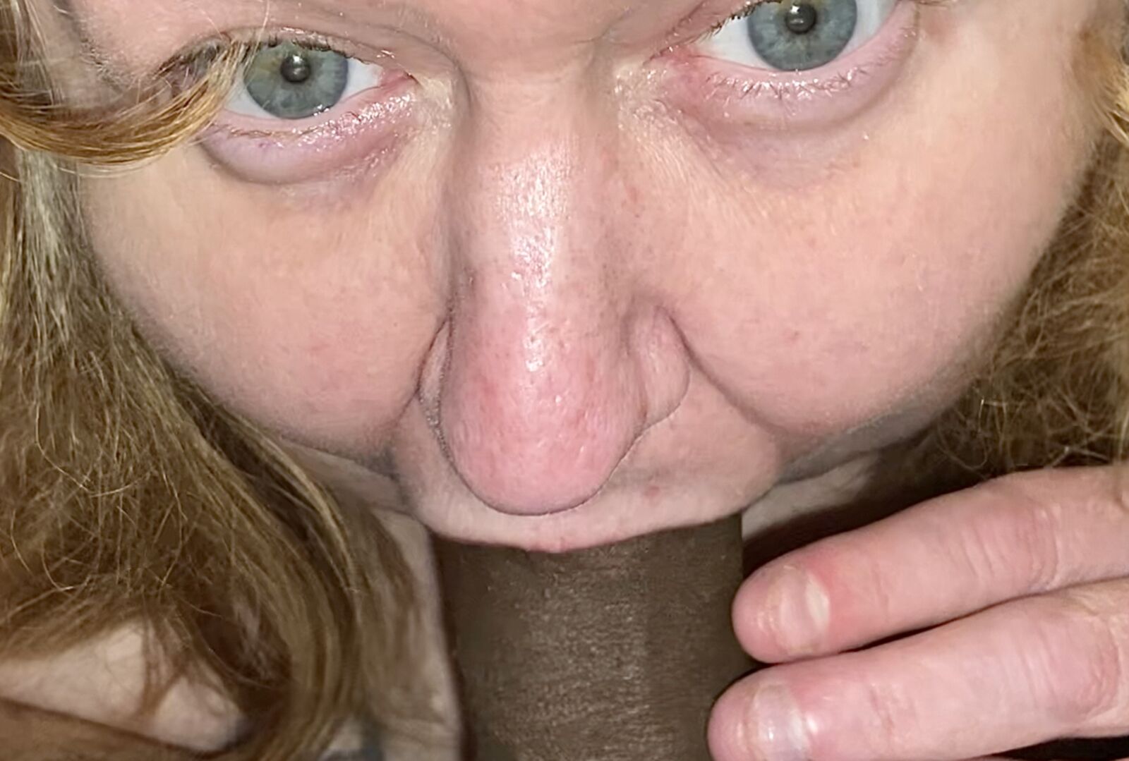 Granny close up BBC blowjob