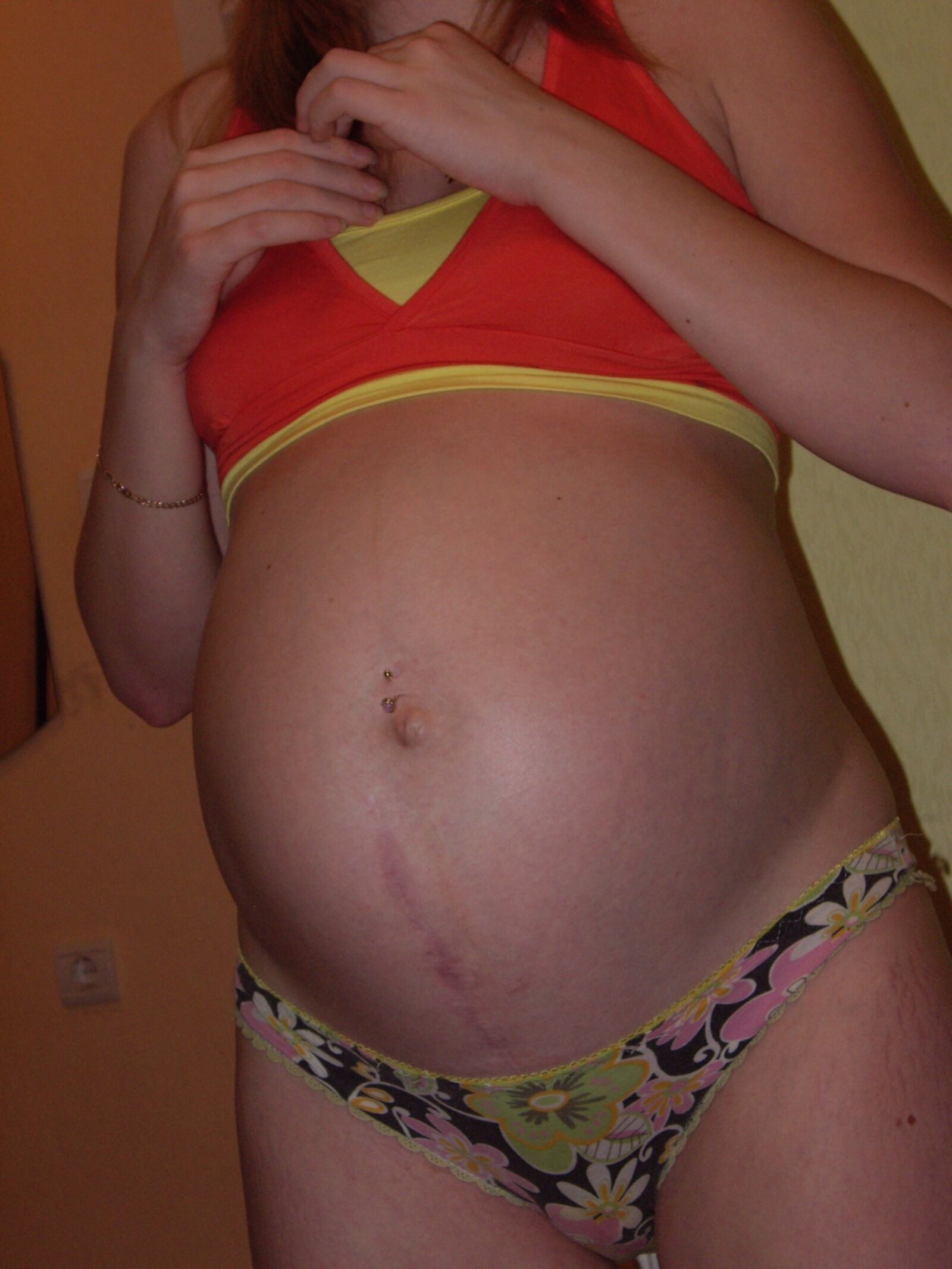 2020.10.15 Cute Ukrainian Redhead Pregnant Girlfriend Rereleased