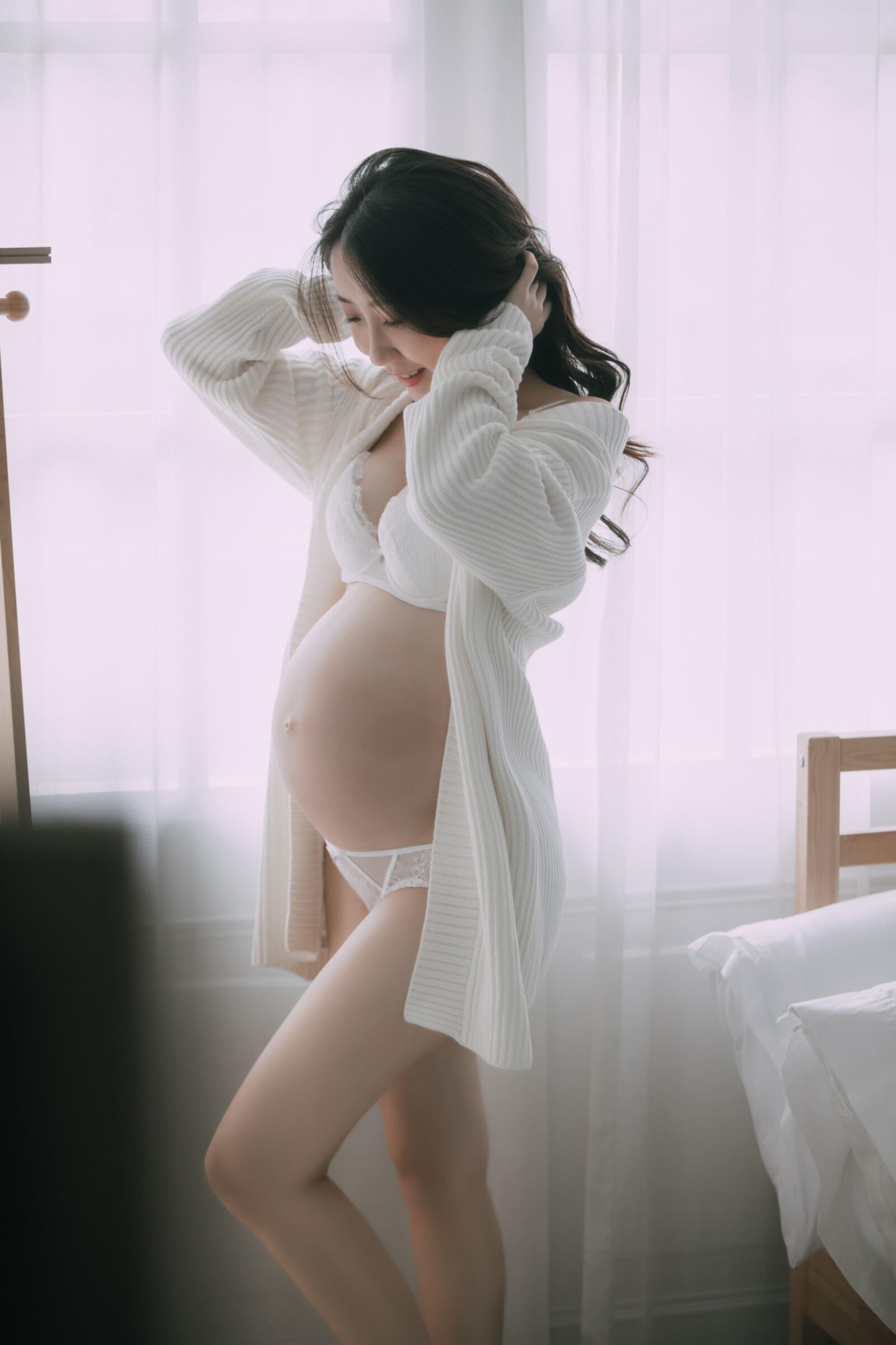 Superbe séance photo d'une asiatique enceinte