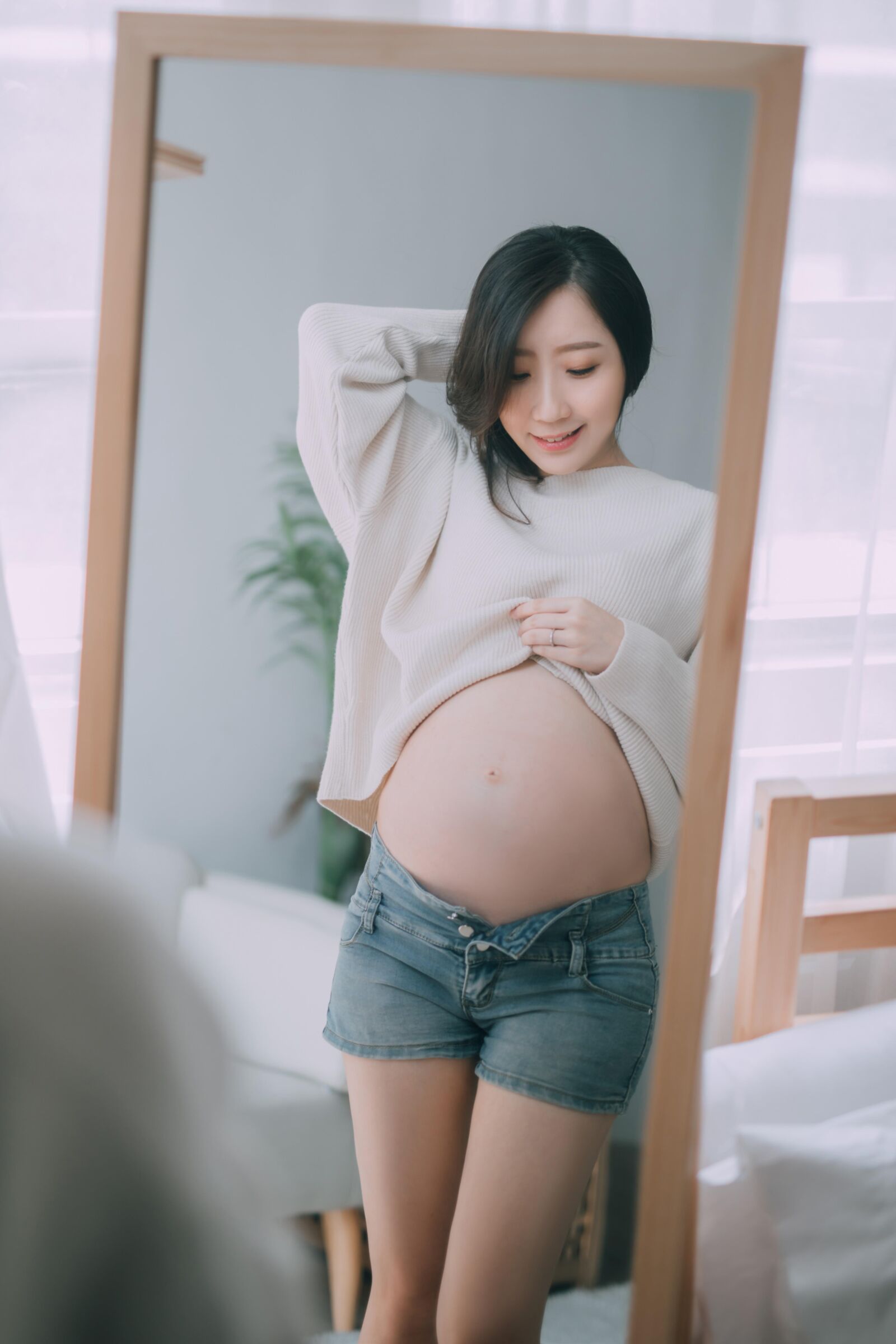 Superbe séance photo d'une asiatique enceinte