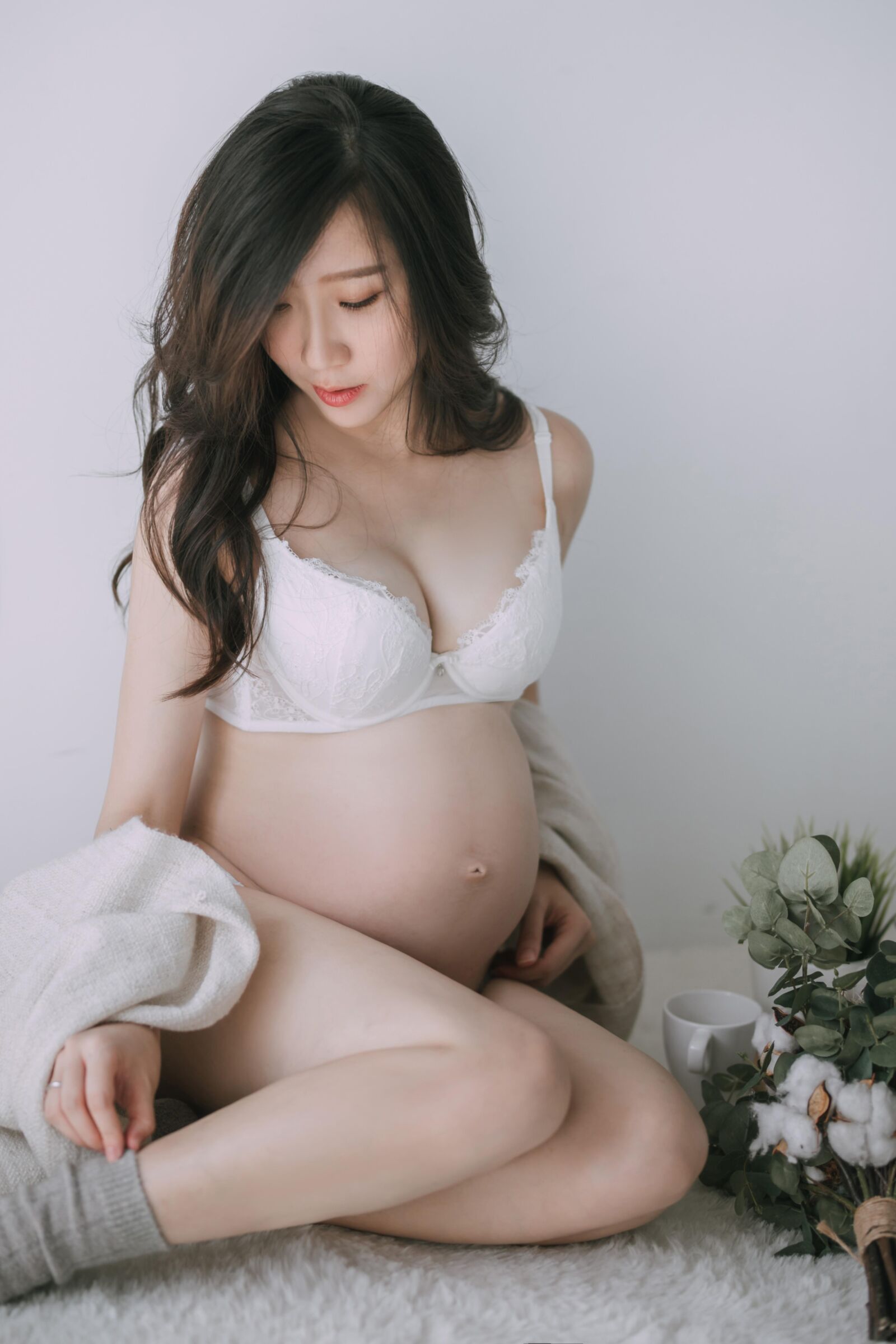 Superbe séance photo d'une asiatique enceinte