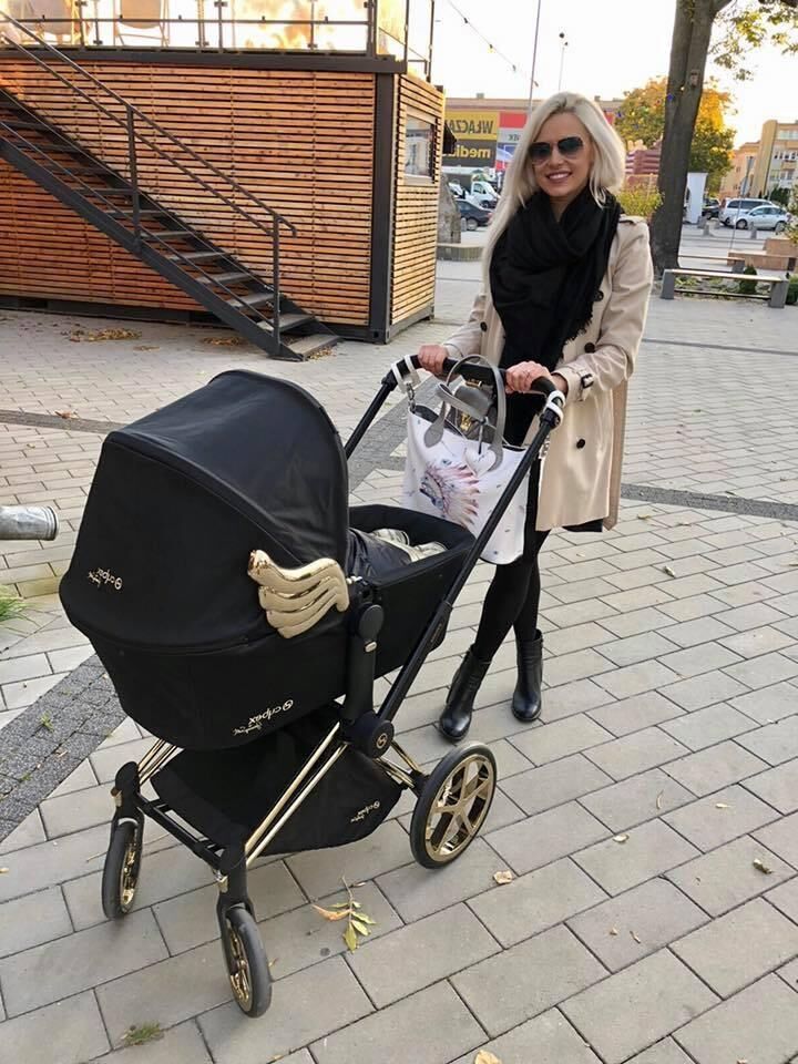 MAMAN POLONAISE ÉLEVAGE IMPRÉGNATION COCU ENCEINTE