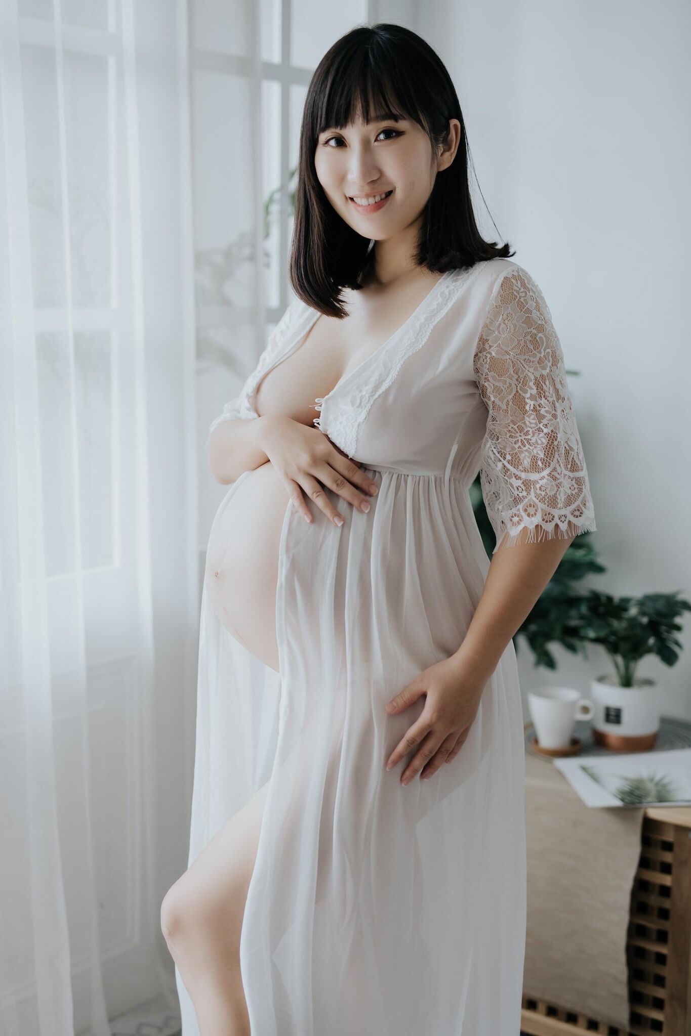 アジアの妊婦 3