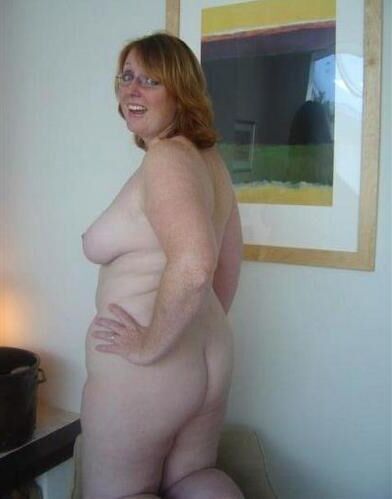 Redhead, chubby, freckled and pregnant but hot