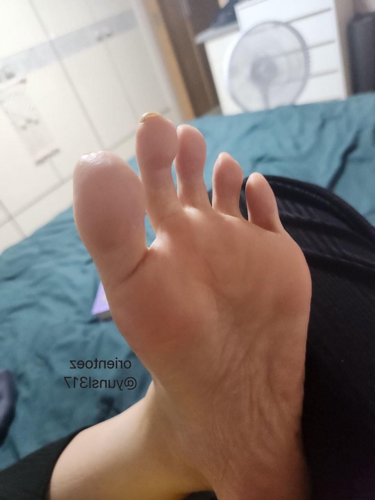 Yuns Big Japanese Feet