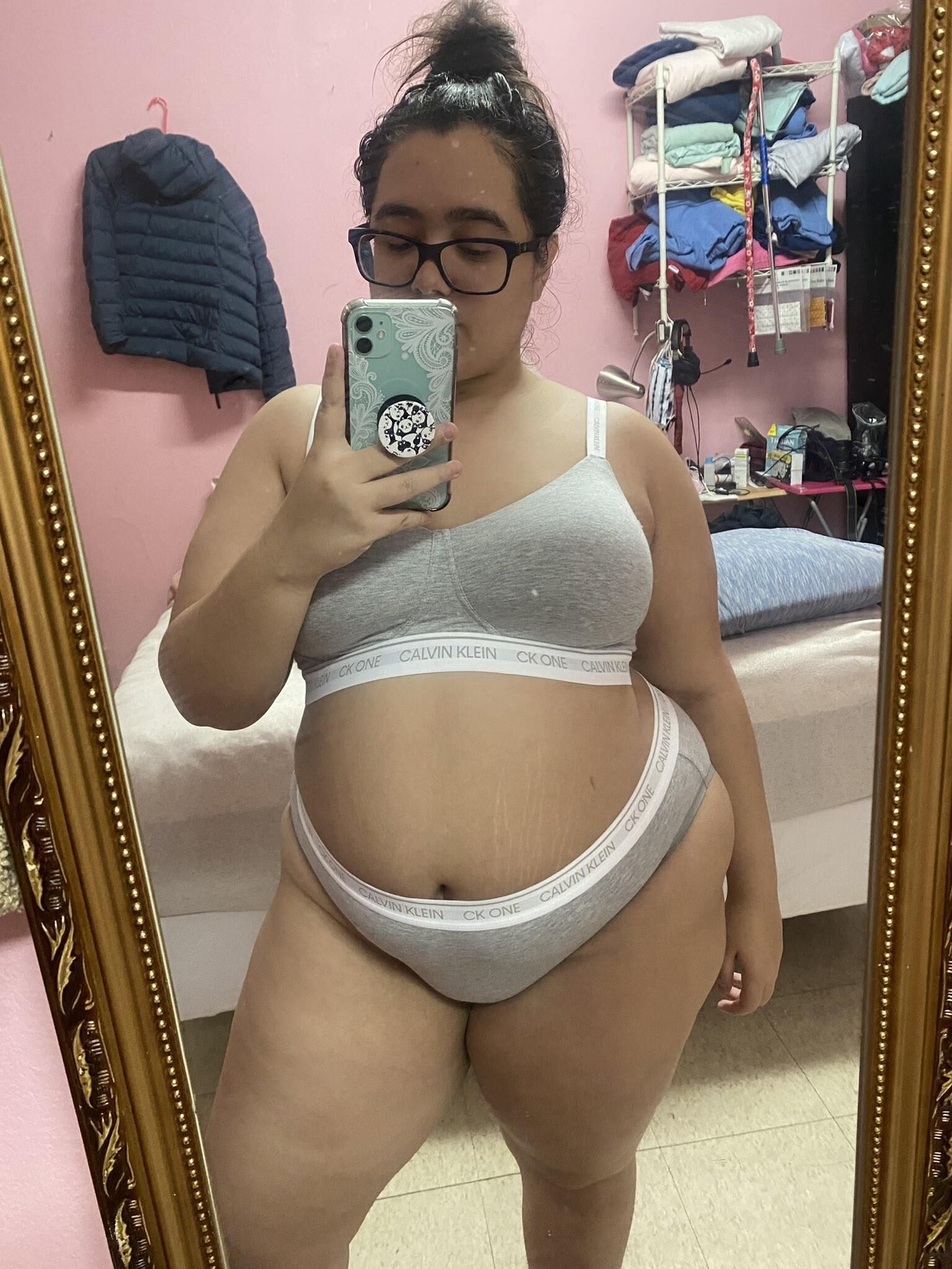 BBW Latina Nalgona Lunettes