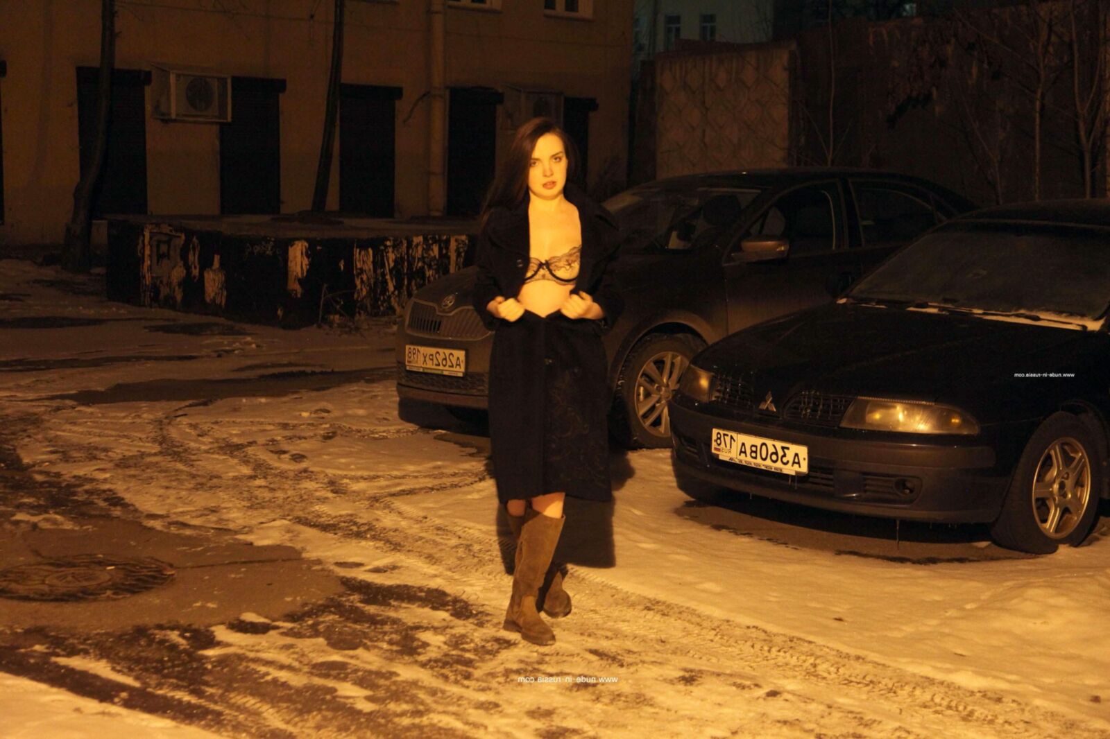 Desnuda en Rusia_Natasha_ _St_Petersburg_Courtyard_ _Issue_011723_