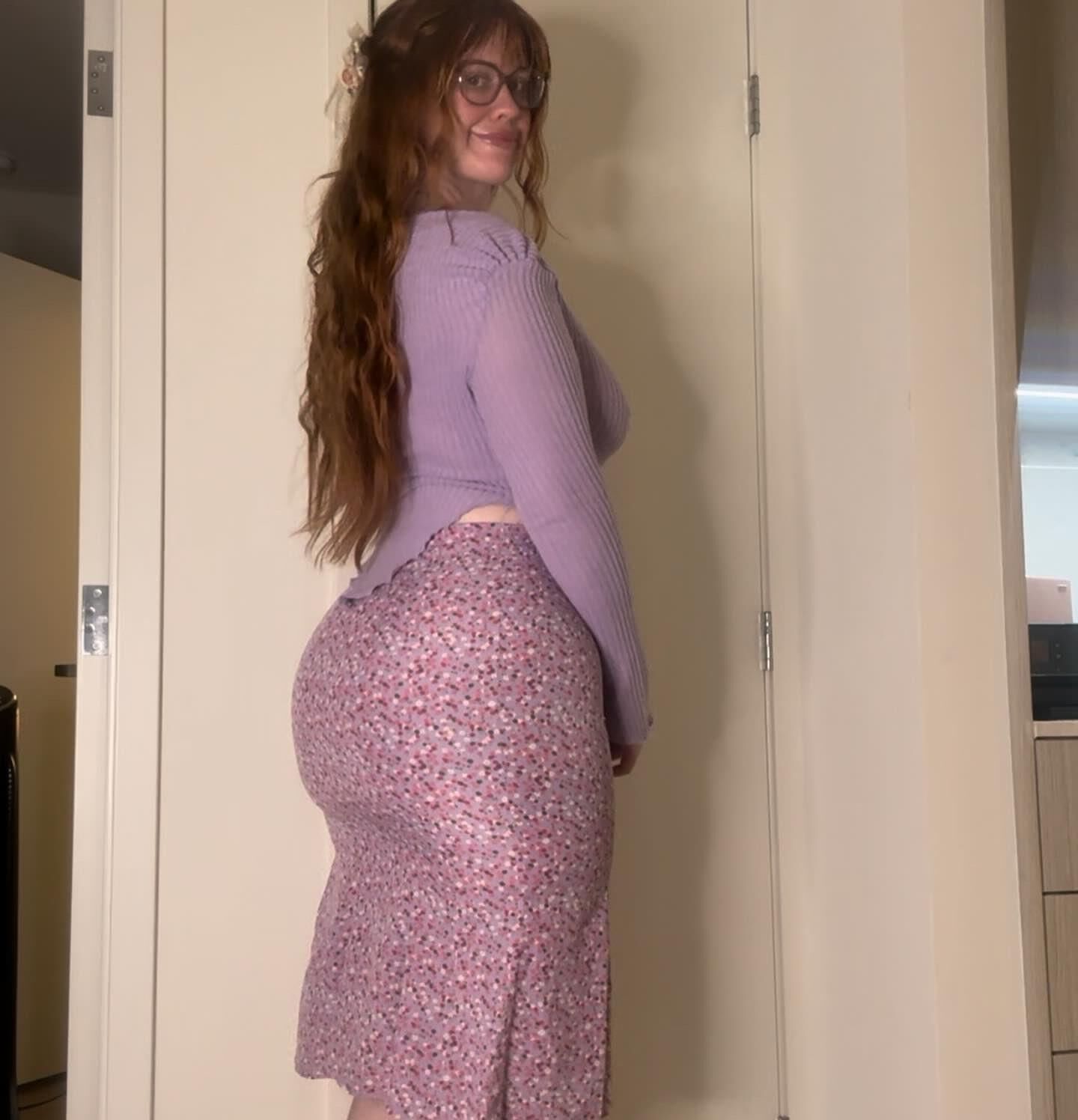 HeavynlySerene Huge Ass Big Tits Redhead Girl Mixed Hot Photos