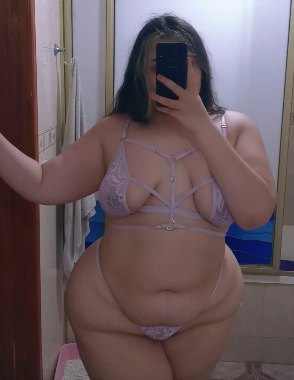 Seins Flasques Gros Cul Chatte Poilue BBW Latina Martina