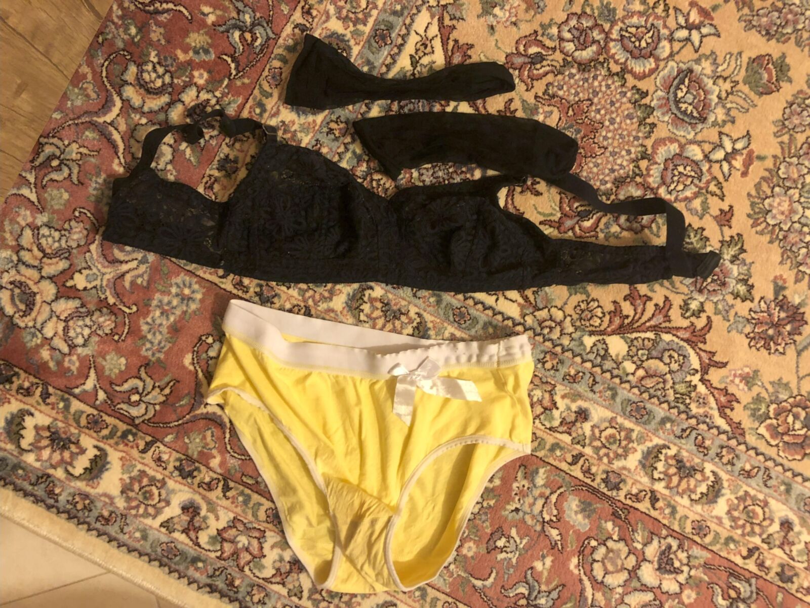 ma mère iranienne pendant et après la douche