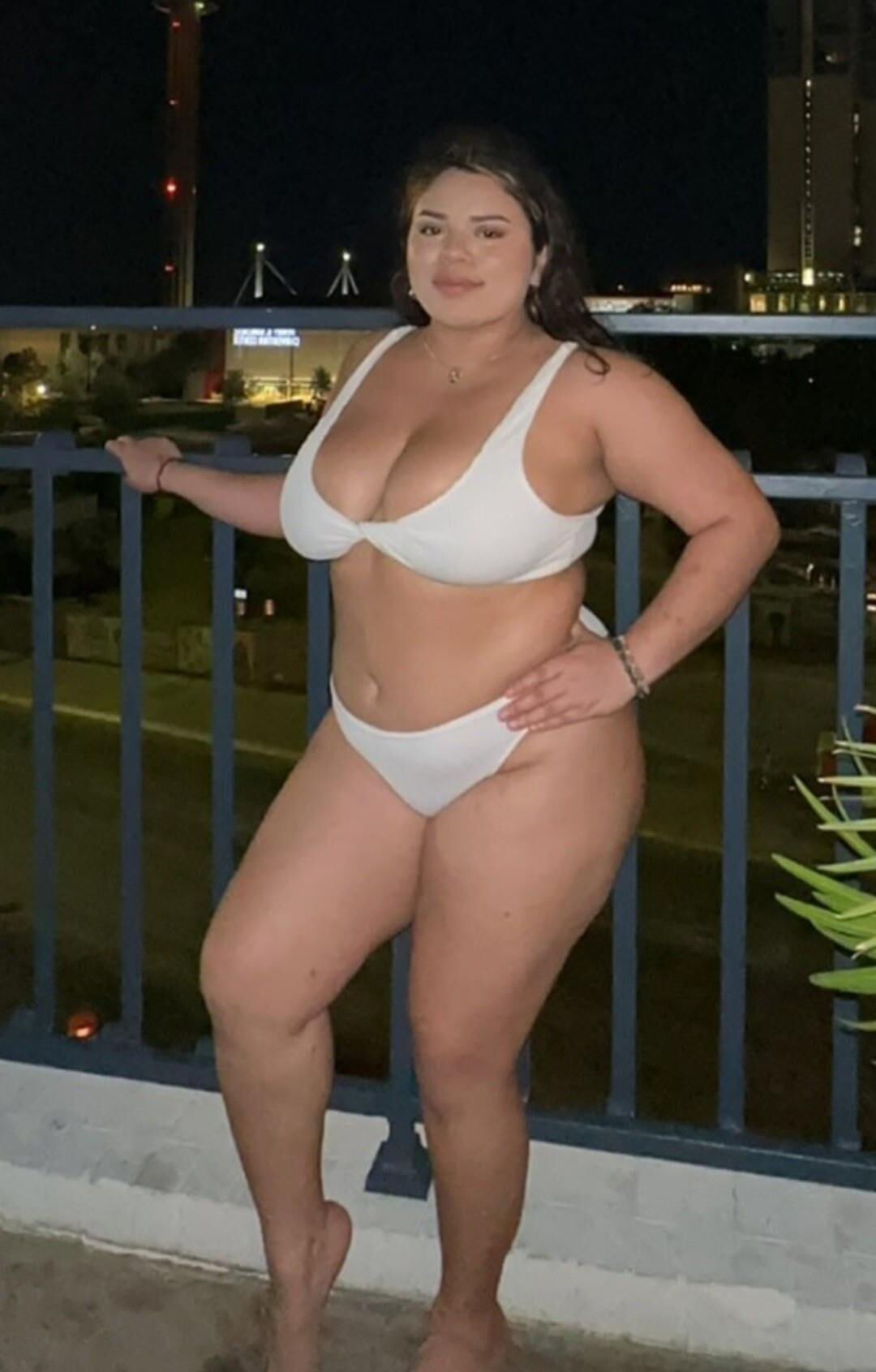 Latina bbw adolescente gruesa