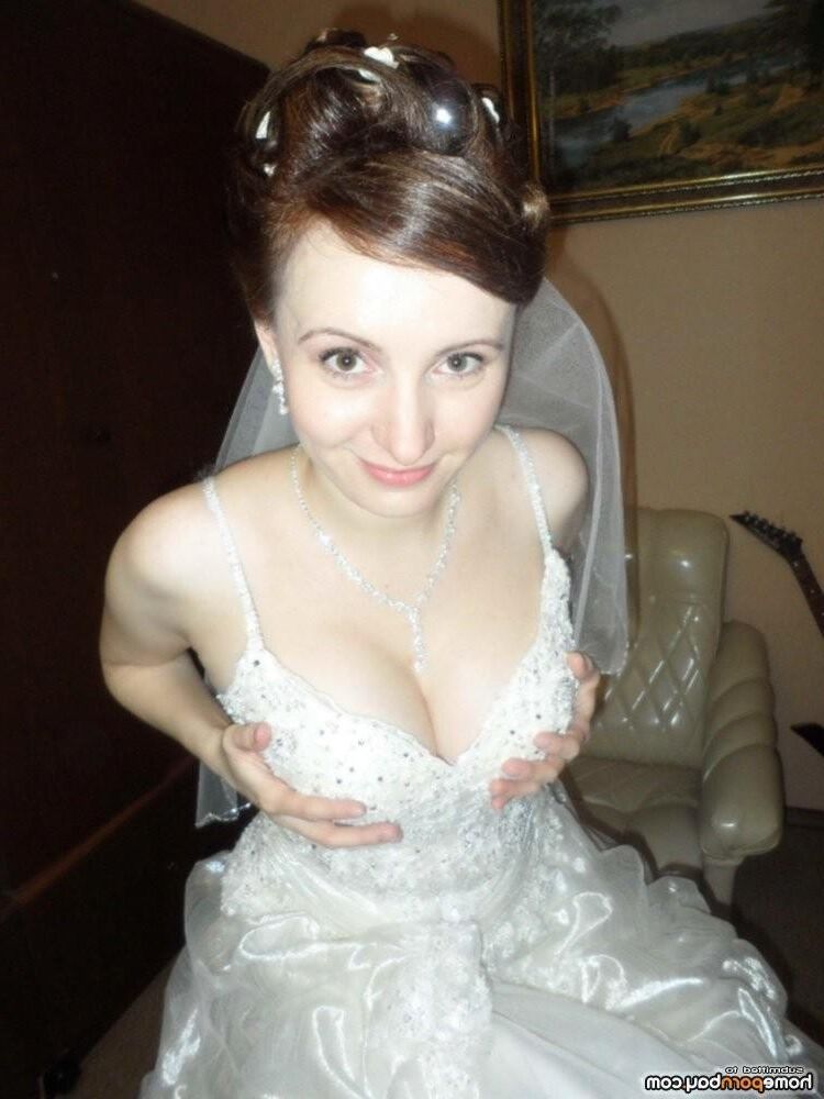 ウクライナかロシアから来た結婚したばかりの美女