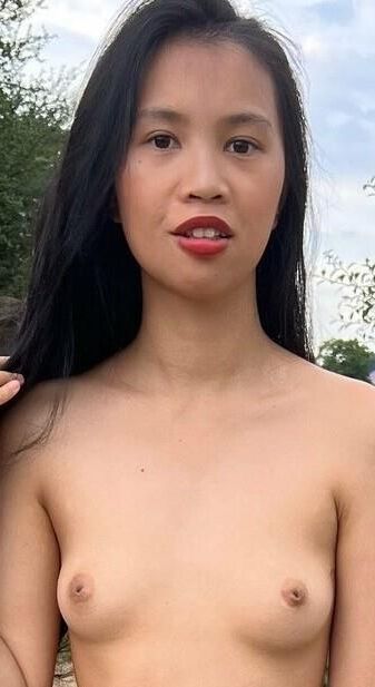 Sexe Visages Et Seins Asiatiques 7