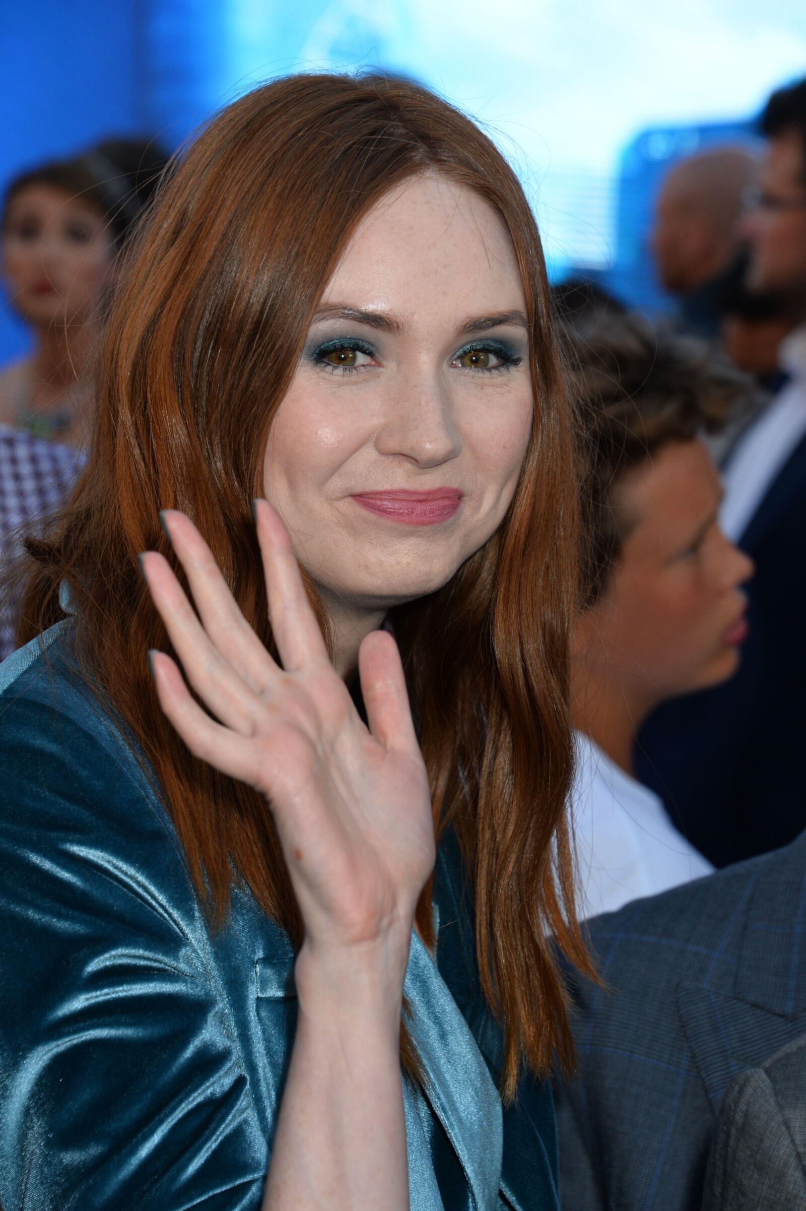 Karen Gillan es preciosa 1