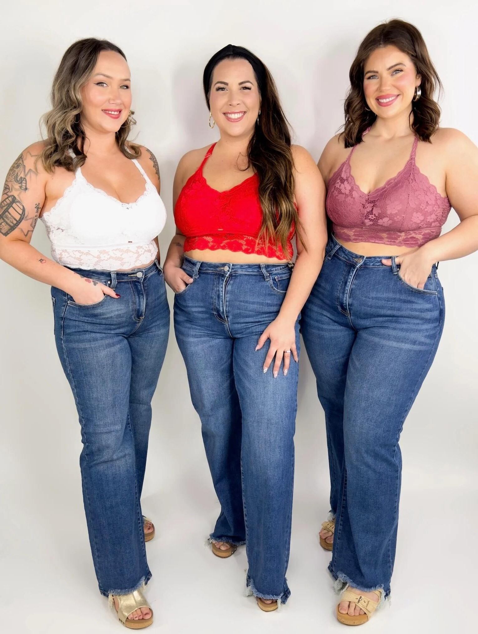 P intérêt pour la beauté Thicc Pawg Latina Model Curves pendant des jours