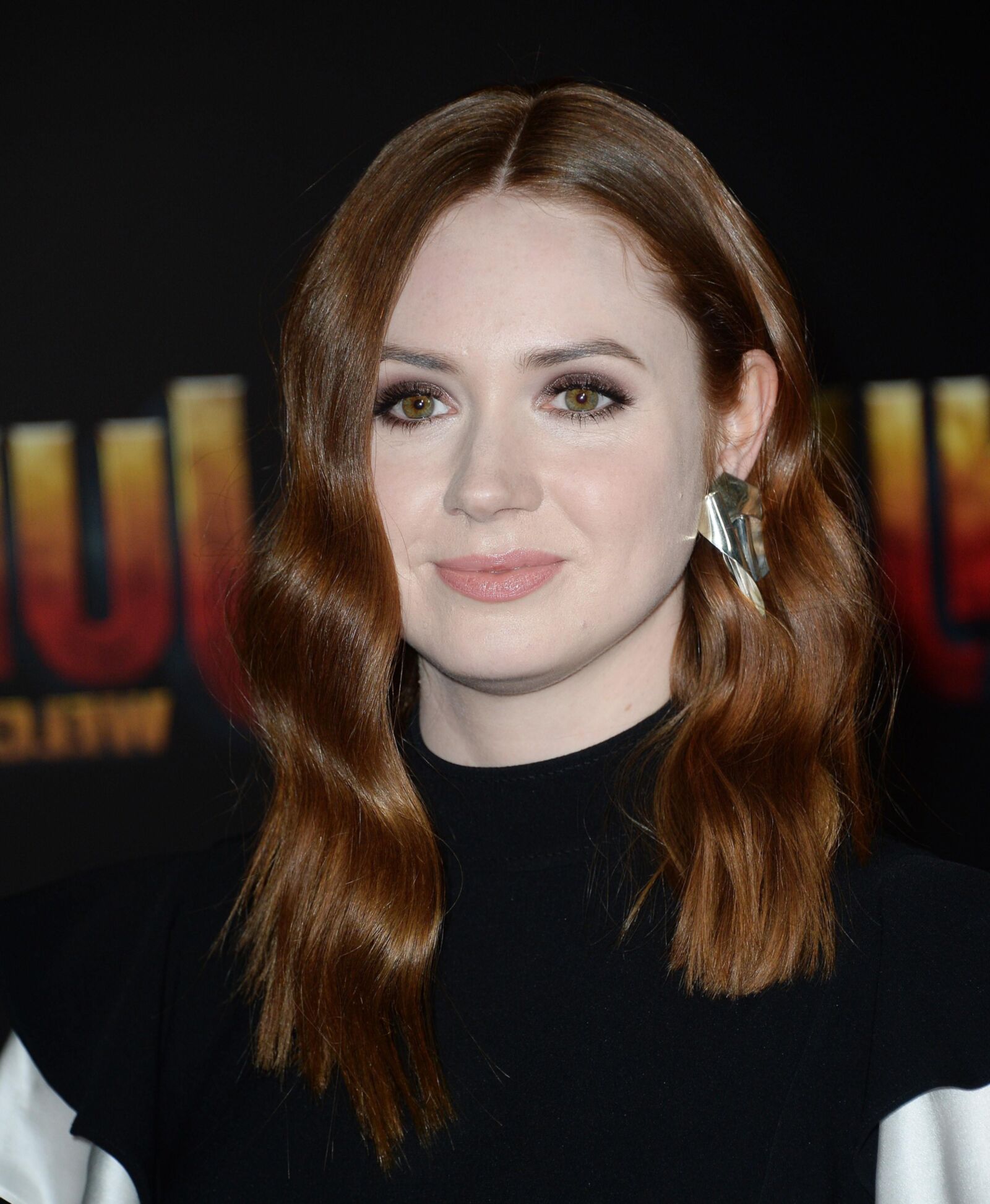 Karen Gillan is gorgeous 1