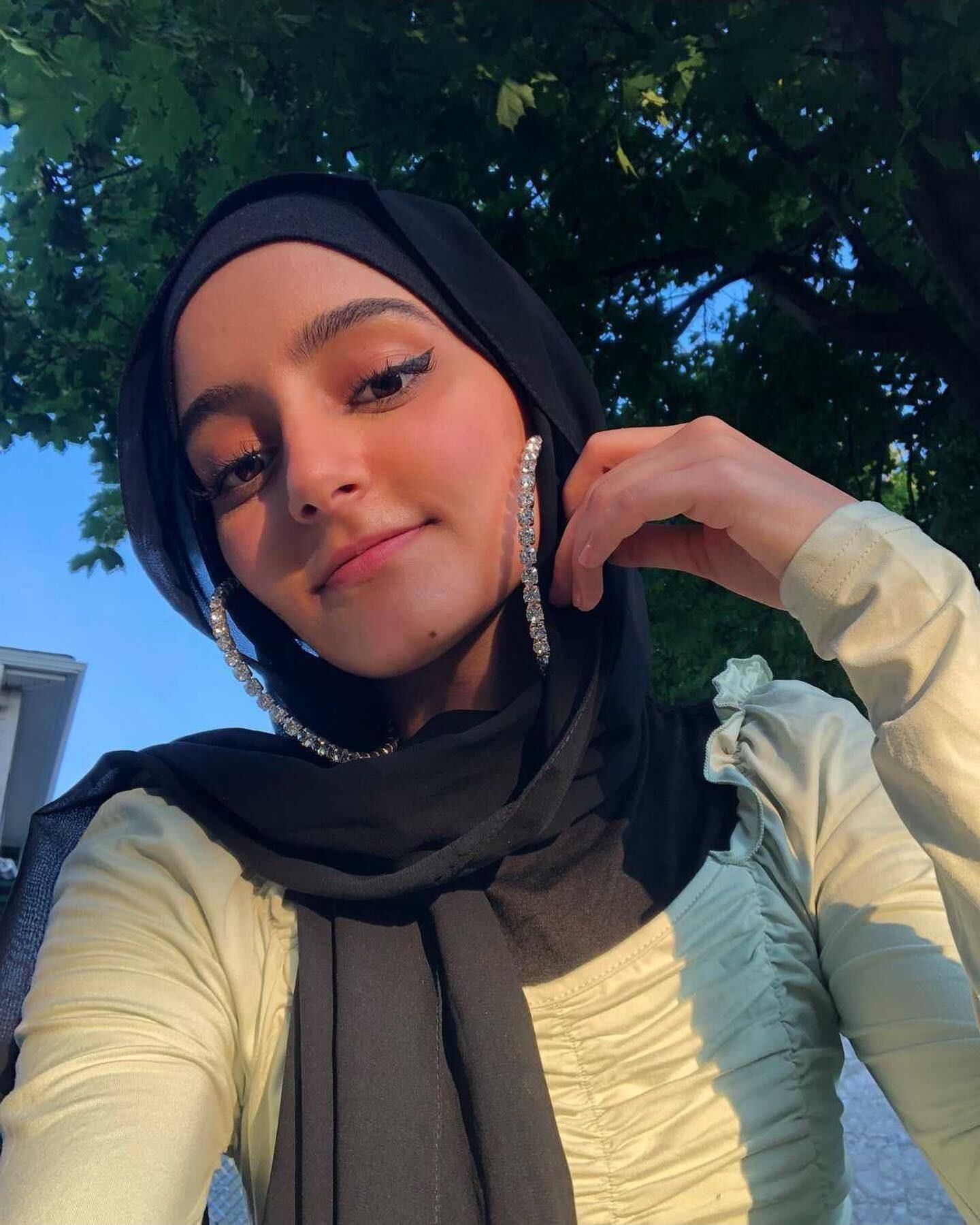 Luli Teen Hijabi Girl