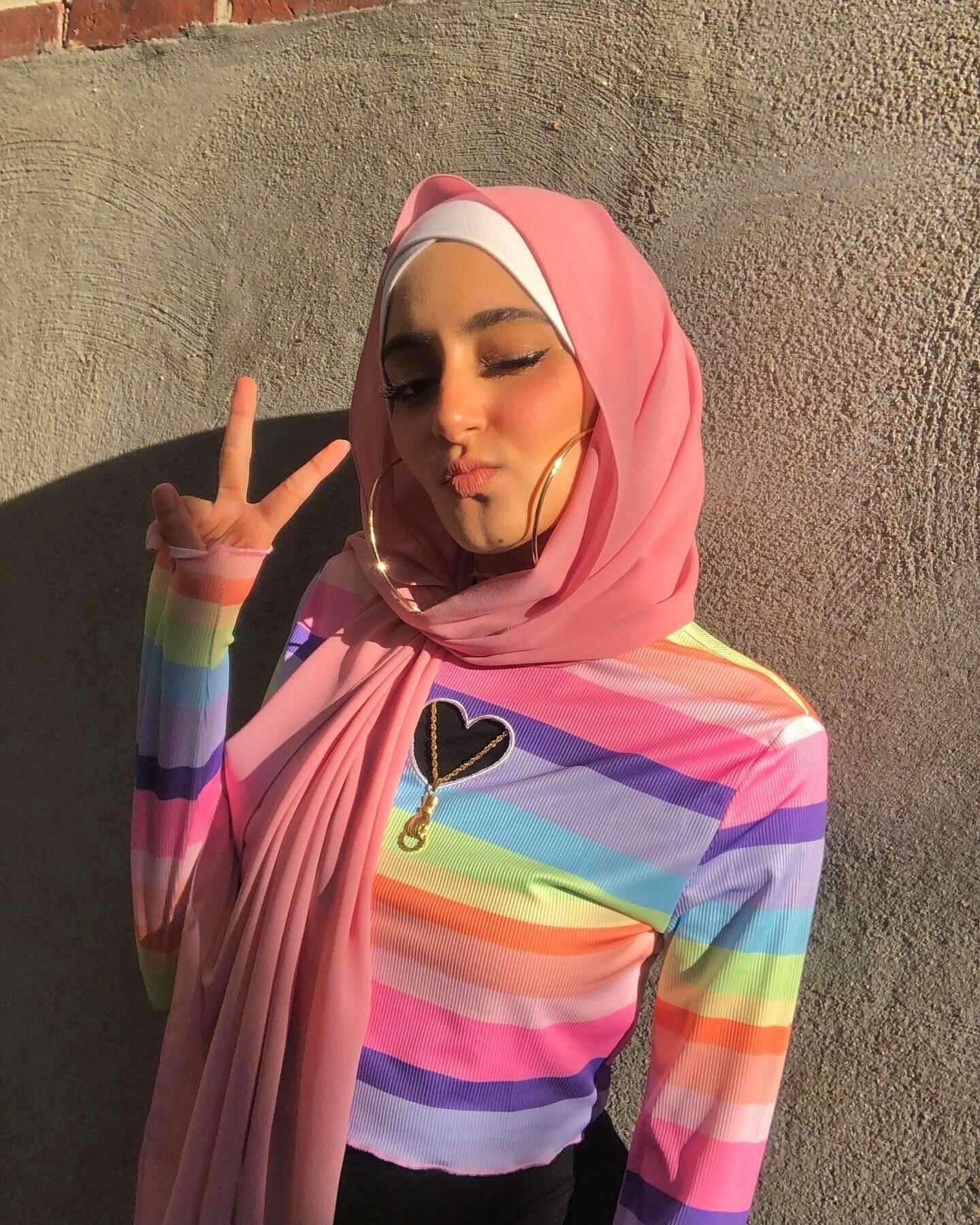 Luli Teen Hijabi Girl