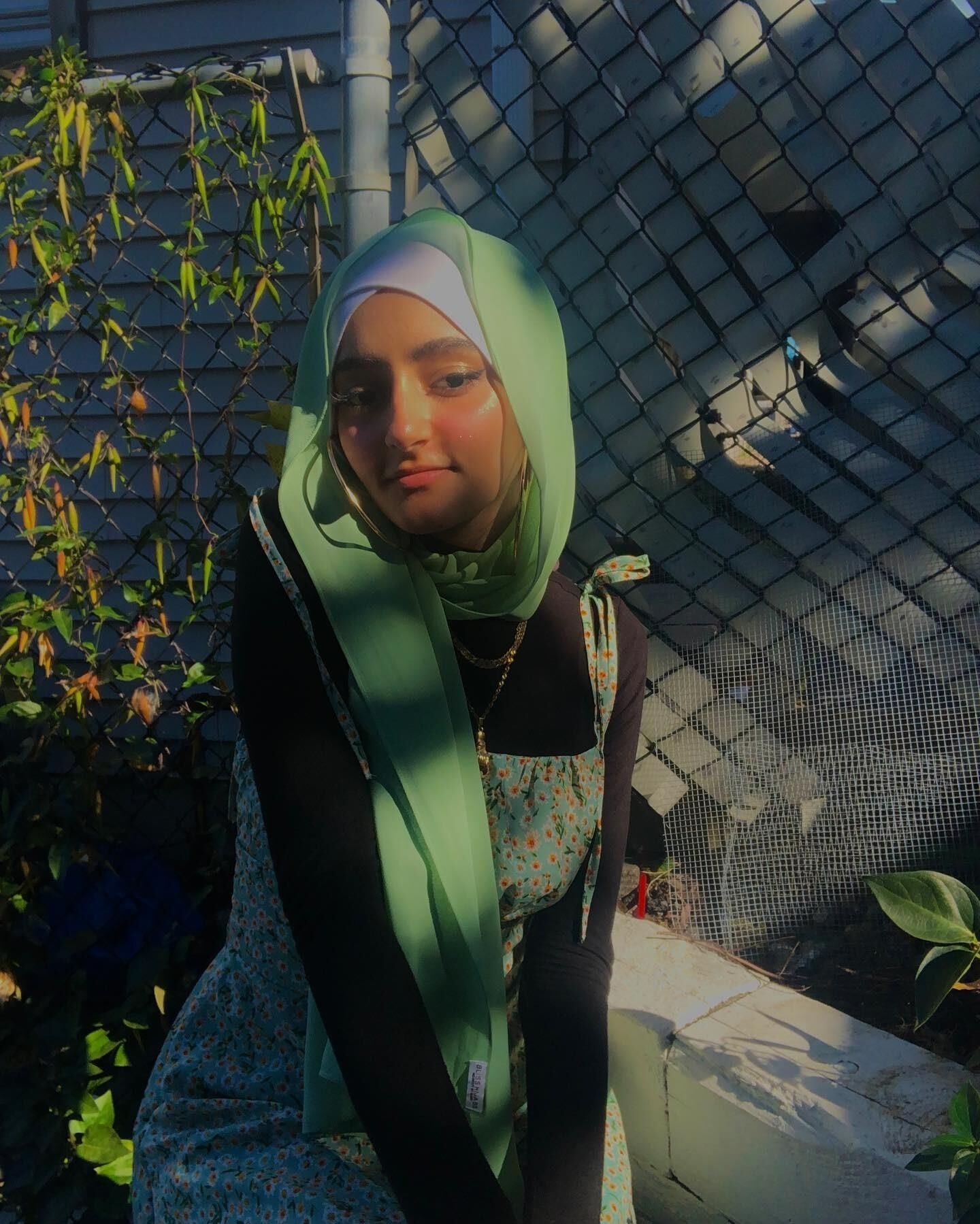 Luli adolescente hijabi chica