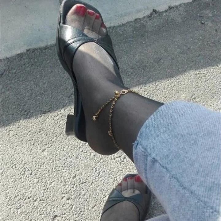 pieds en nylon iraniens