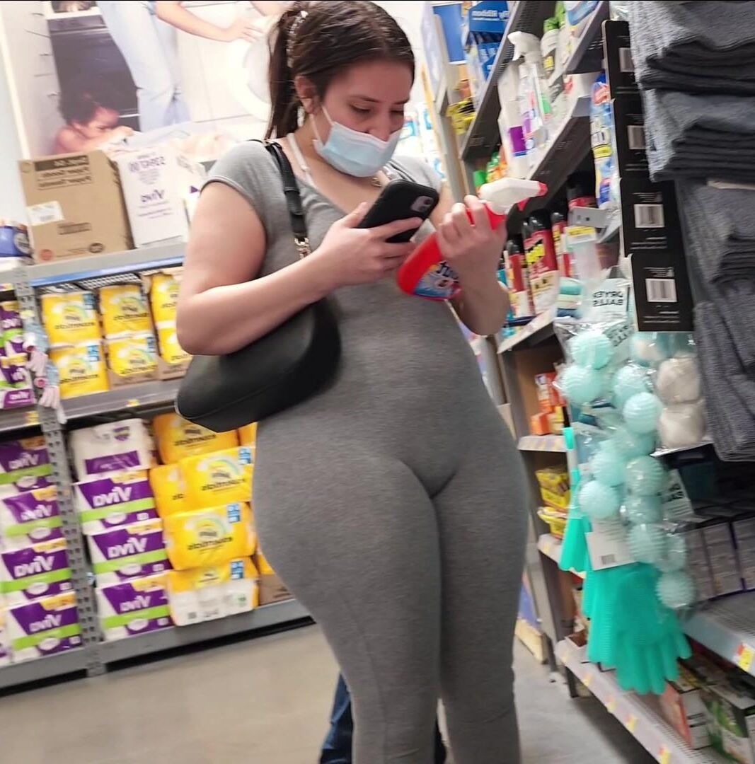 Candid Pawg Latina Trentenaire Reine du butin à fossettes !