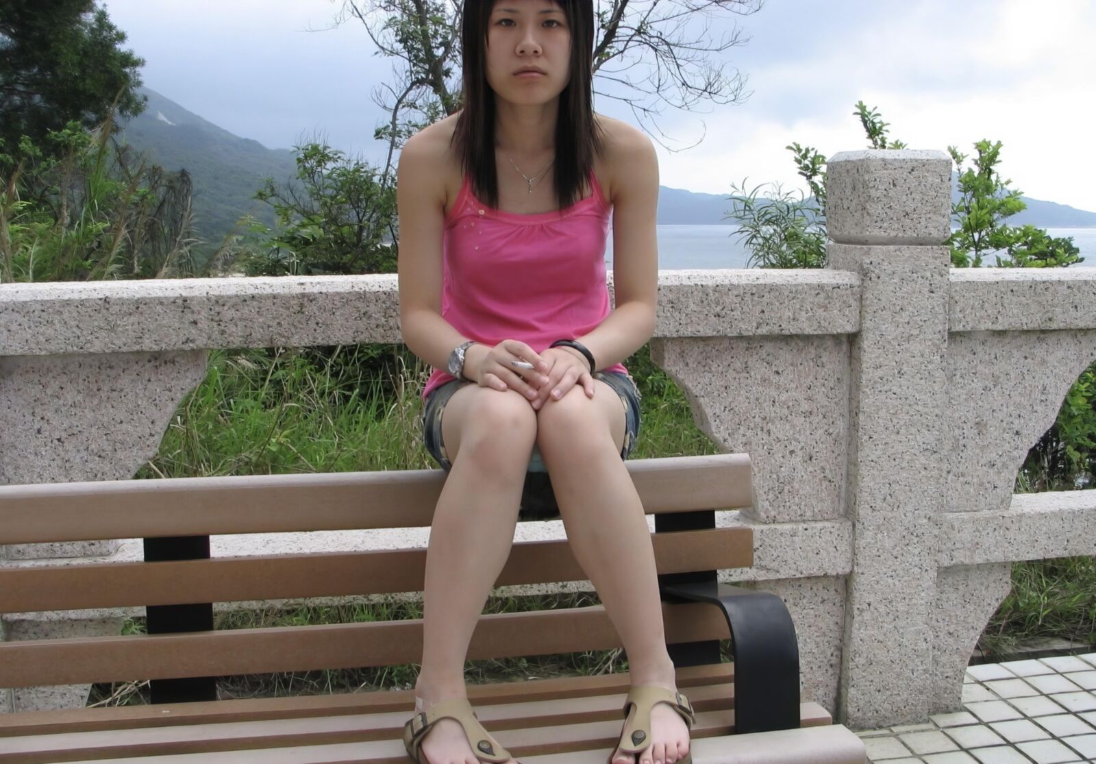 Japanese babe posing outdoors 