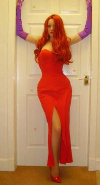 Jessica Rabbit a des ennuis rousses empilés