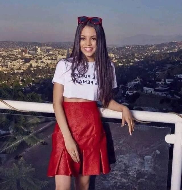 Jenna Marie Ortega - Americana - Actriz