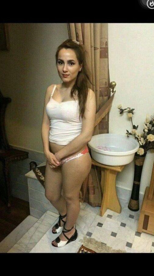 busty iranian amateur