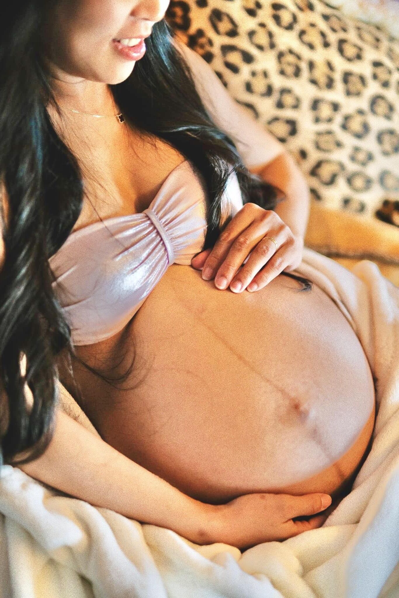 Asian trophy wife traveling pregnant and in labor for comments (