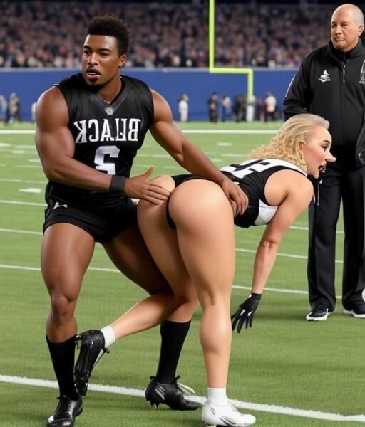 Hayden Panettiere Ai Cheerleader