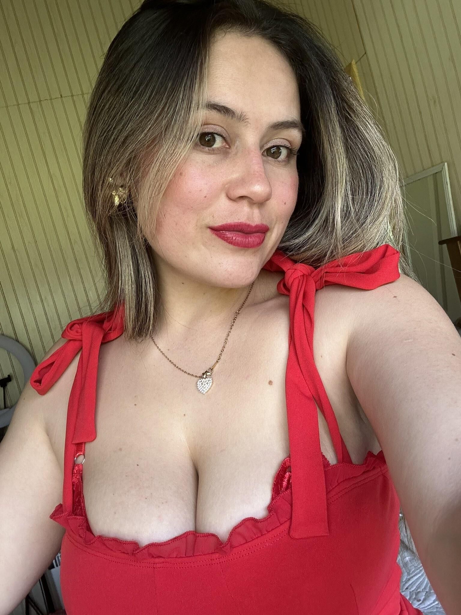 Paulina Gros cul Gros seins Latina Curvy Girl Mixed Hot Shots