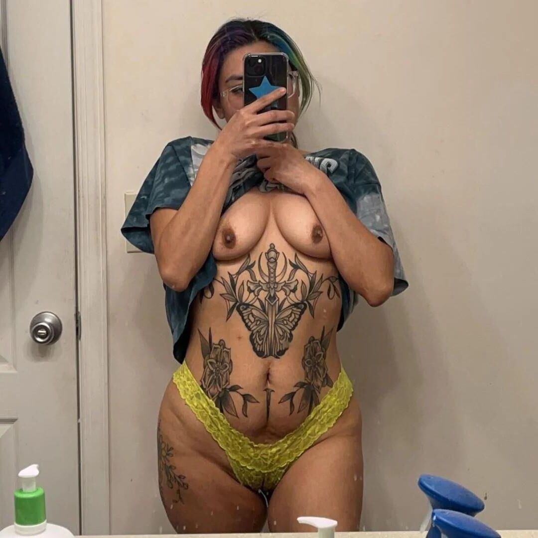 Sexy tatted Latina mom undressing for you