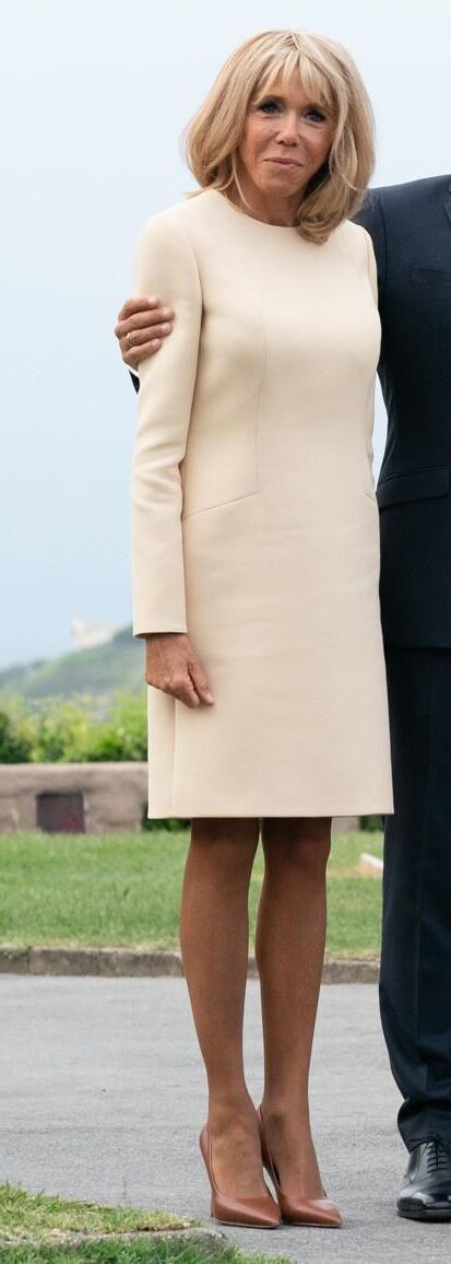 GILF Politische Strumpfhose Brigitte Macron (Frankreich)