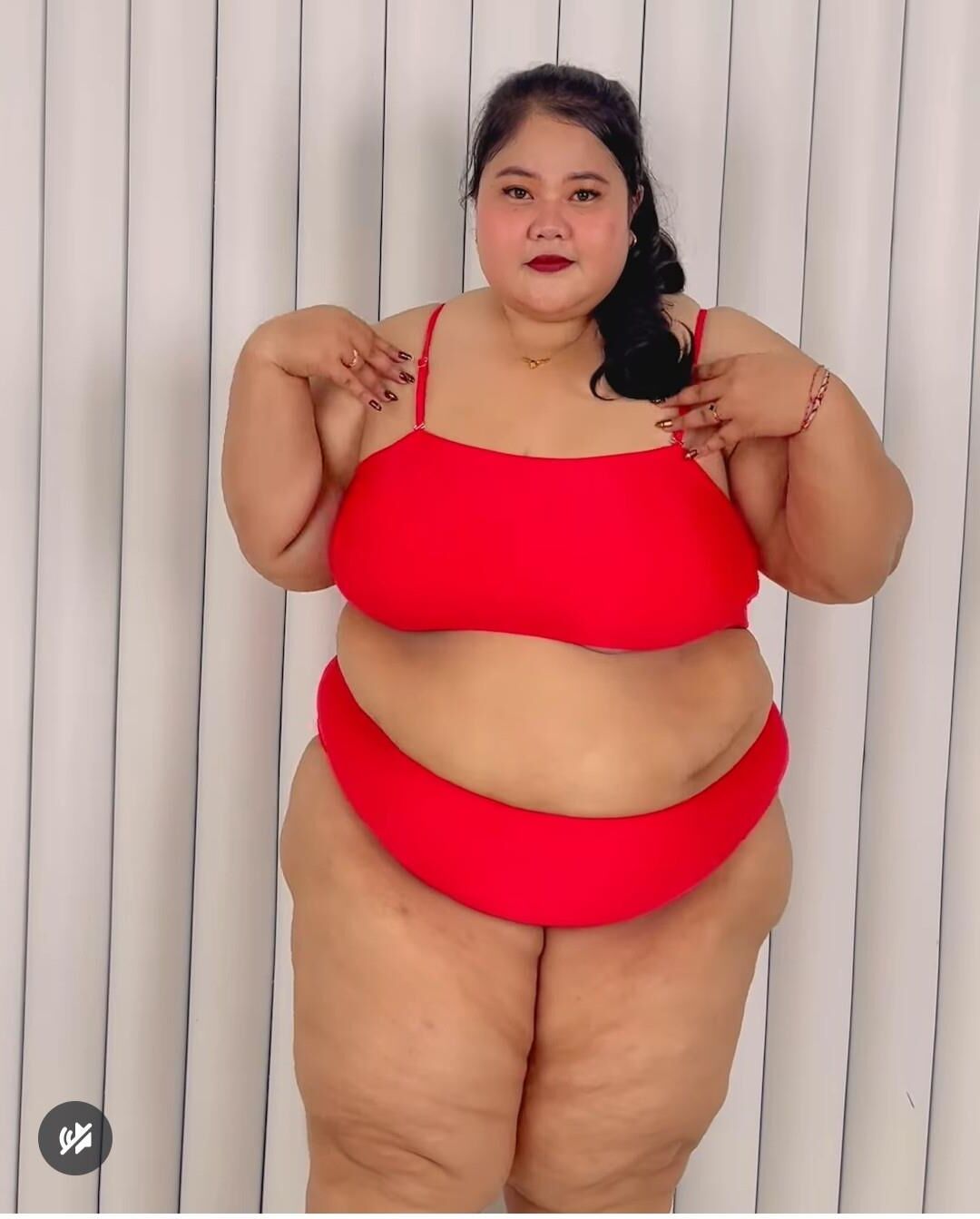 lidyalilana Asiatische BBW aus Indonesien mit GROSSEN BRÜSTEN