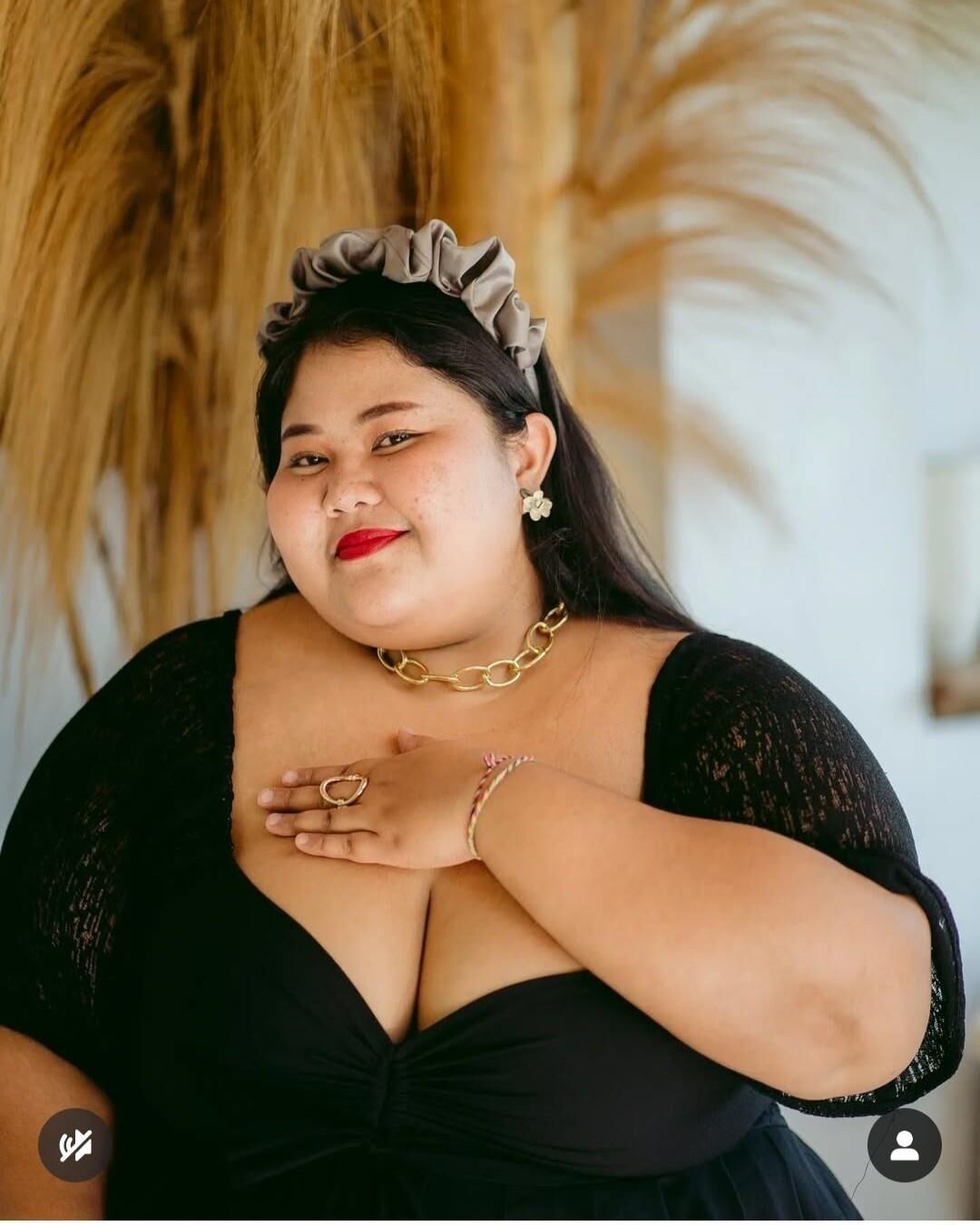 lidyalilana Asiatische BBW aus Indonesien mit GROSSEN BRÜSTEN