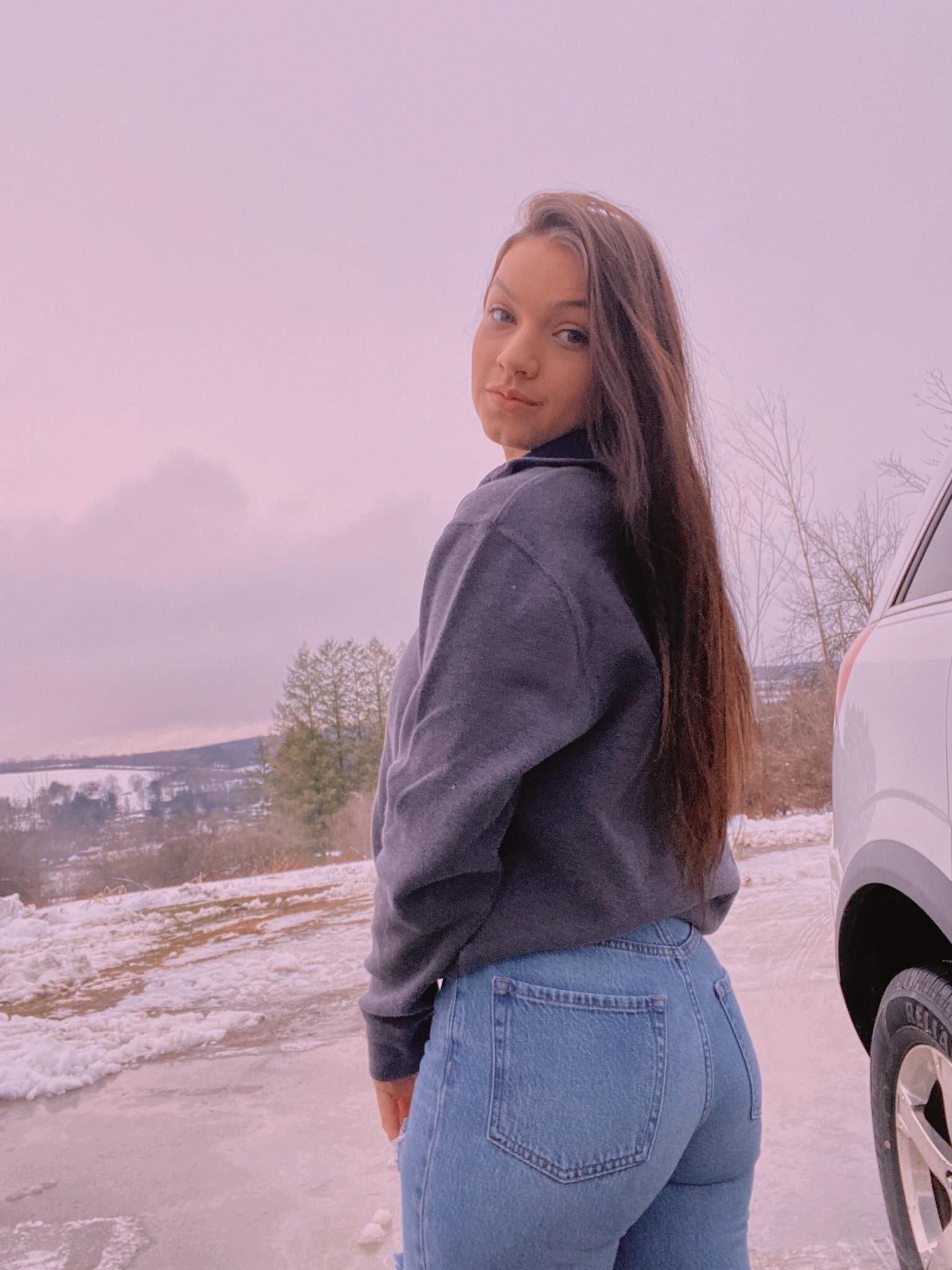 College Snowbunny PAWG für BBC: Lizzy J