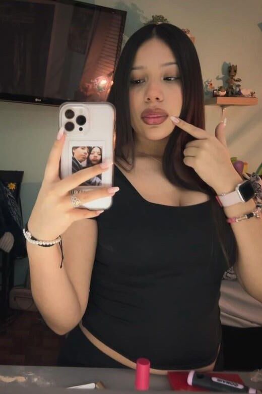 Sexy Irl Latina Teen With Huge Lips