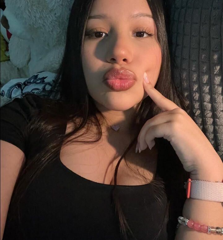 Sexy Irl Latina Teen With Huge Lips