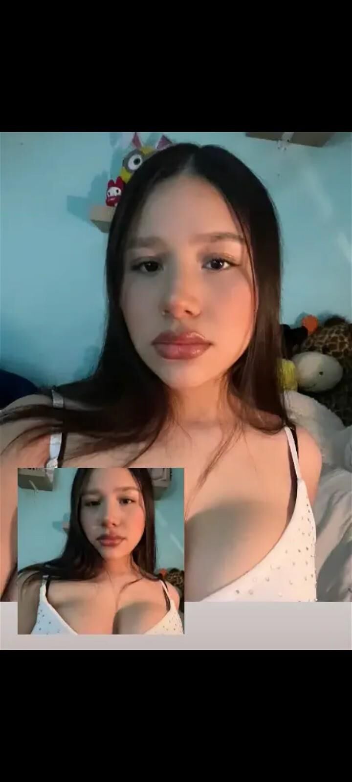 Sexy Irl Latina Teen With Huge Lips