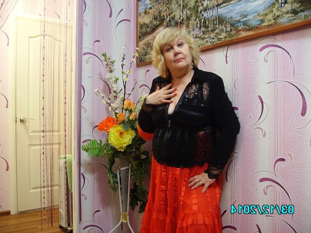 Sensual granny Lidia from Kurgan in Russia