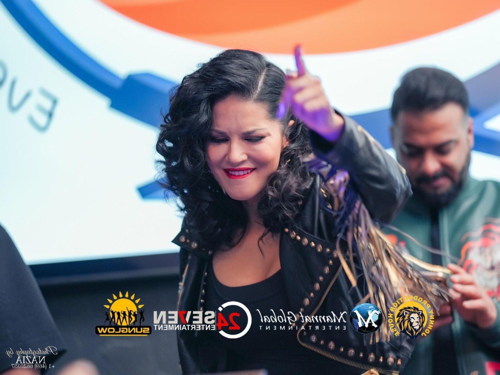 Sunny Leone Nachoamerica Guest DJ Tour de fevereiro