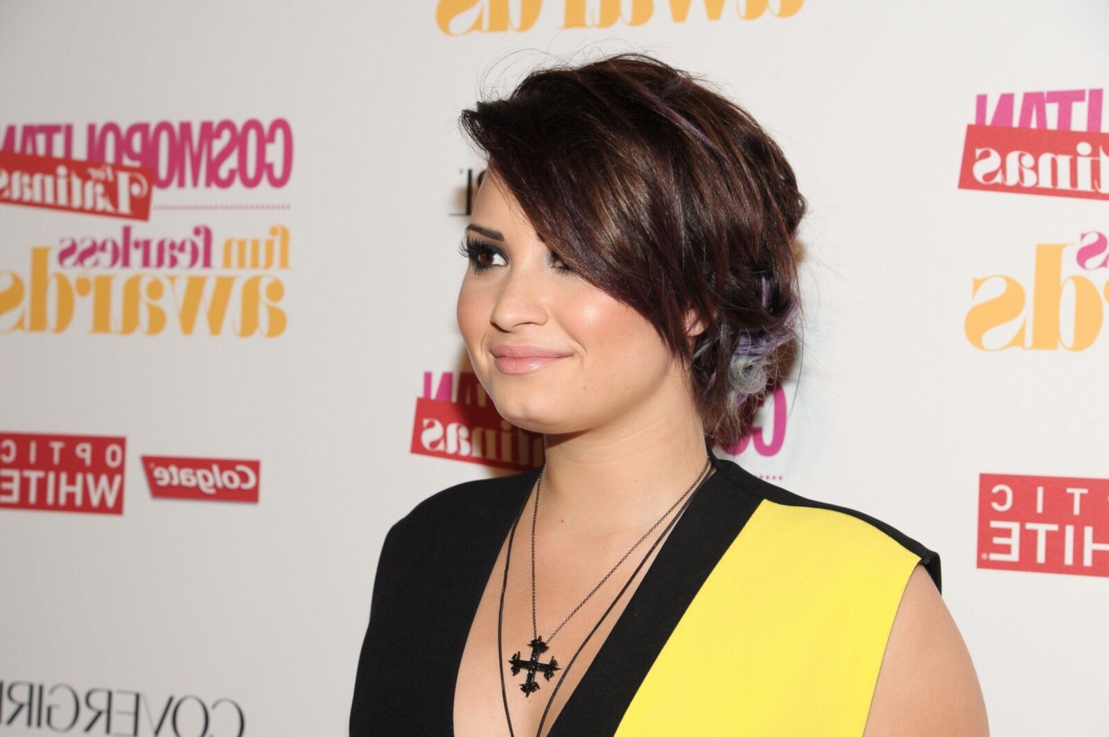 Demi Lovato - Premios Cosmopolitan Fun, Fearless Latina