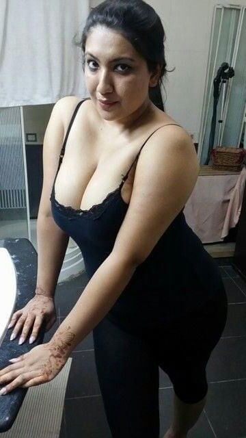 Busty Indian Bhabhi