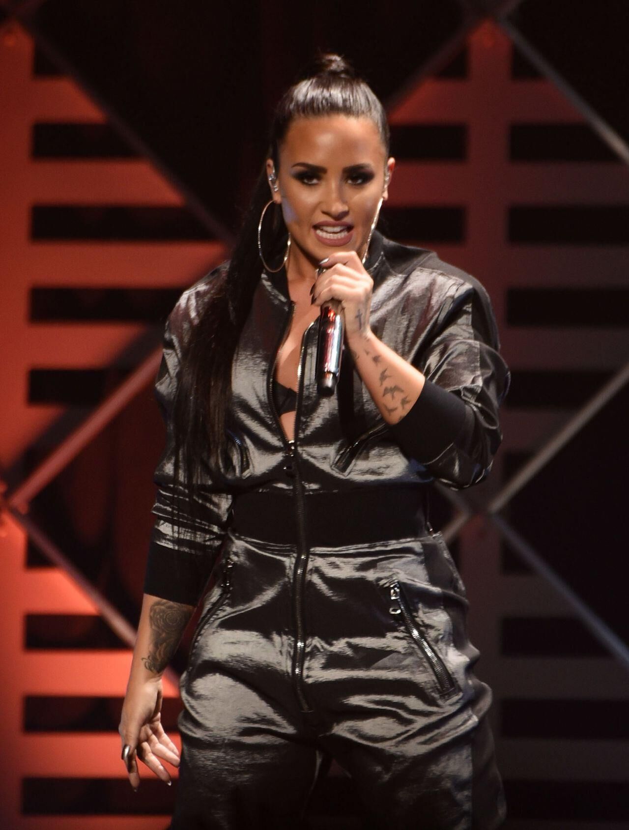 Demi Lovato - American Music Awards