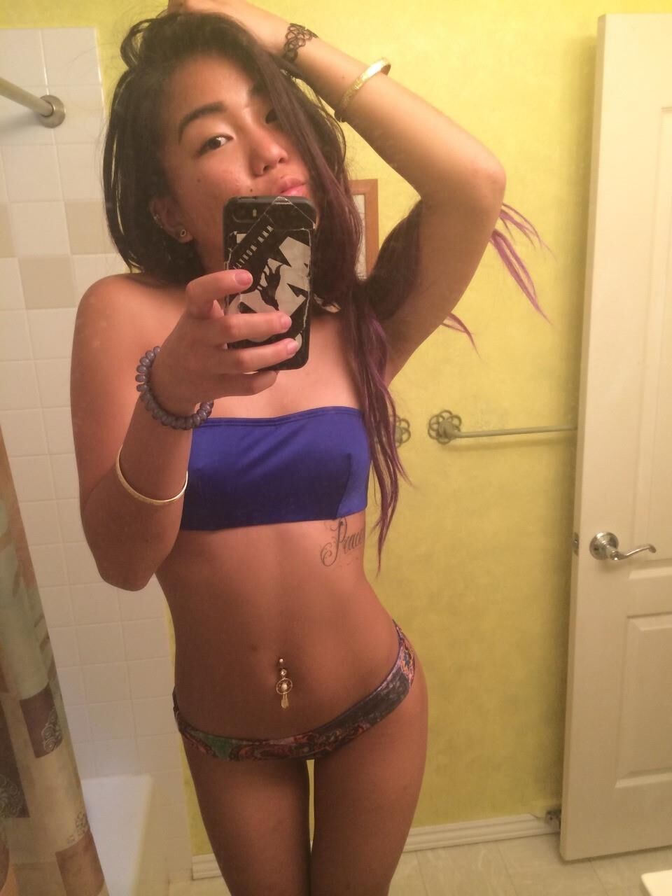 The Pinnacle of Asian Selfies (Tumblr Babes) 